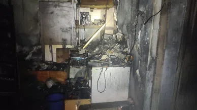 Çıkan ev yangınını itfaiye söndürüldü