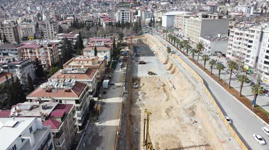 Müftülük Meydanı’nda kalıcı konutların yapımı devam ediyor
