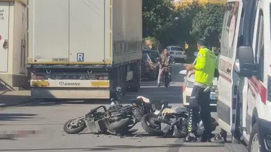 Elektrikli bisiklet ile motosiklet çarpıştı