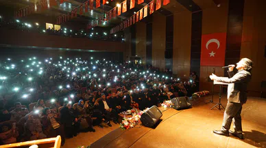 Eşref Ziya, Seslendirdiği Ezgilerle Müzik Ziyafeti