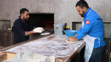 Ramazan'da fırıncıların zorlu mesaisi