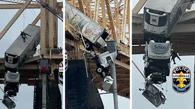 ABD'de kaza yapan kamyon köprüde asılı kaldı