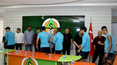 Alanyaspor’da bayramlaşma töreni yapıldı