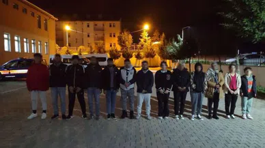 13 kaçak göçmen yakalandı