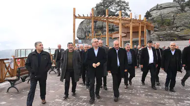 Başkan Güngör, Ali Kayası’nda Önceki Dönem Belde Belediye Başkanlarıyla Buluştu