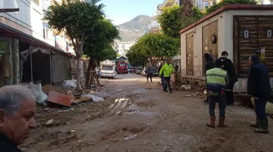 Boş restoranda yangın çıktı, mahalleli isyan etti