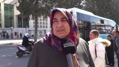 Büyükşehir’in Ücretsiz Toplu Taşıma Hizmeti Kadınların Beğenisini Kazandı