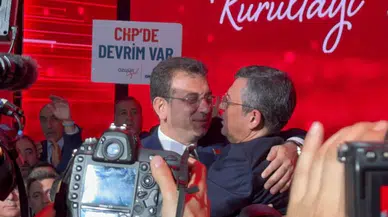 CHP Genel Başkanı Özel: "Salondan 130 milletvekilimizle el ele omuz omuza çıkıyorum"