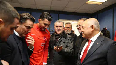 Cumhurbaşkanı Erdoğan’dan A Milli Futbol Takımı’na tebrik telefonu
