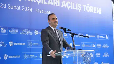 Deprem bölgesine bakan Kacır'dan destek açıklaması