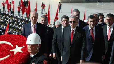 Devlet erkanı Anıtkabir'de