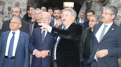 Elitaş: "Yaklaşık 4 milyon 700 bin kişiye 5 bin TL'lik ikramiye hayırlı olsun"