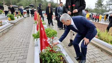 Kapıçam mezarlığında buruk bayram