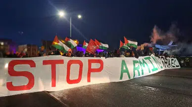 İngiltere ve İskoçya’da Filistin destekçilerinden F-35 parçaları üreten firmaların önünde protesto
