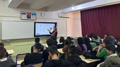 Jandarmadan öğrencilere siber farkındalık eğitimi