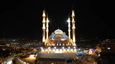 Kadir Gecesi dualarla idrak edildi