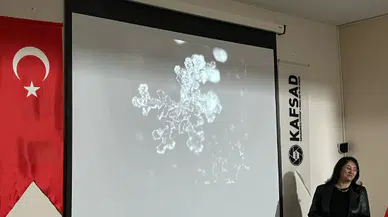 Dekan İspir'in fotoğraf sergisi büyük ilgi gördü