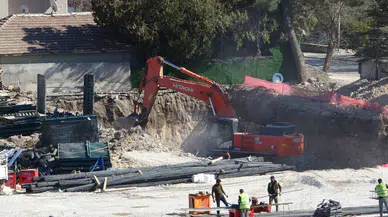 Malatya’da Depremin İzleri Siliniyor