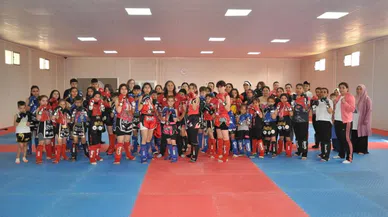 Sporcular anneleriyle müsabakalara hazırlanıyor