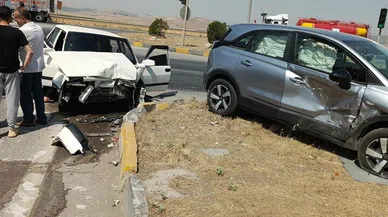 Narlı kavşağında trafik kazası: Faciadan dönüldü