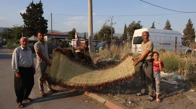 Maraş tarhanasının olmazsa olmazı 'çığ sergisi' böyle yapılıyor