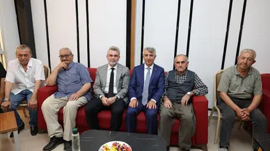 Vali Ünlüer’den Huzurevine Kurban Bayramı ve Babalar Günü Ziyareti