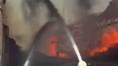 Kahramanmaraş’ta tekstil fabrikasında yangın