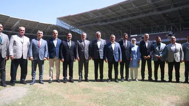 Osman Aşkın Bak: “Hatayspor'un yeni sezonda maçlarını Hatay'da oynaması için gayret ediyoruz"