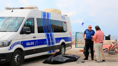 Deniz yüzeyinde bir kişinin cansız bedeni bulundu