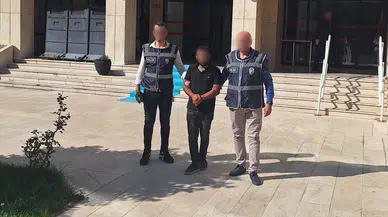 Camideki sadaka kutusundan para çalan hırsız tutuklandı