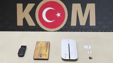 Ehliyet kopya düzeneği ile girmeye çalışırken yakalandı