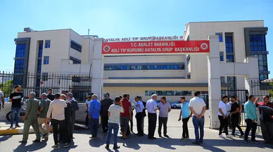Yıldırım Çarpmasıyla Ölen Selahattin'in Cenazesini Babası Aldı
