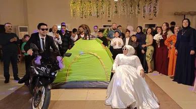 Düğün Salonunu Kamp Alanına Çevirdiler