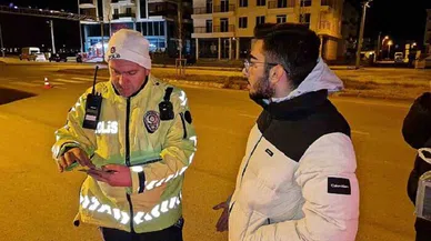 Yetersiz Ehliyetle Yakalandı, “Öğrenci Adamım Halimden Anla” Dedi