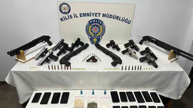 Kilis’te Aranan 79 Şahıs Yakalandı, Çok Sayıda Silah ve Uyuşturucu Ele Geçirildi