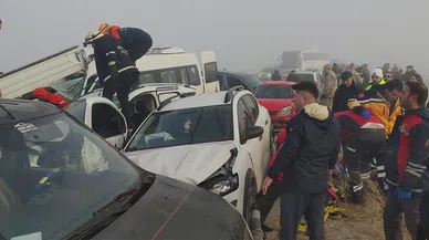Van’da Zincirleme Trafik Kazası Meydana Geldi