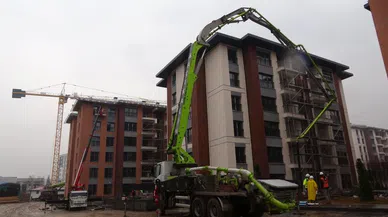 Ebrar Sitesi Zorlu Kış Şartlarına Rağmen Yerinde Dönüşüyor