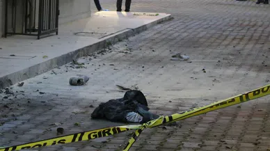 20 Gün Önce Boşandığı Karısını Üzerine Benzin Dökerek Yaktı