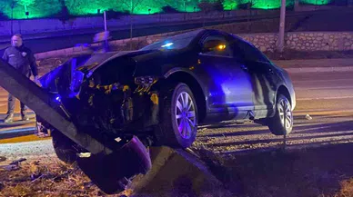 Cenazeye Giden Vatandaşların Bulunduğu Cip Kaza Yaptı: 5 Yaralı