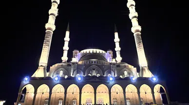 Regaip Kandili'nde Abdülhamid Han Camii Doldu Taştı