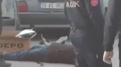 Sokak ortasında silahlı kavga: 1 ölü
