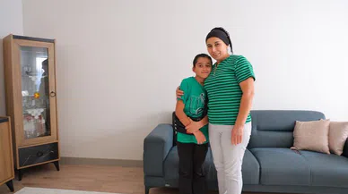 Kahramanmaraş'ta Baykar konutlarına yerleşen kadın yeni evine hayran kaldı