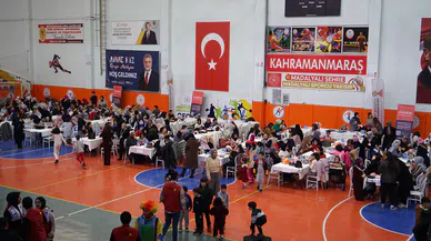 Anne ve Kızlar, Örgü Atölyesinde Buluştu