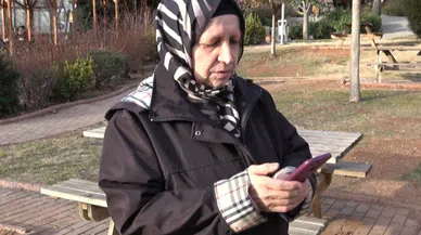 Enkazda kalan babasını iki yıldır arıyor