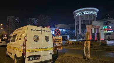 AVM’nin bahçesindeki kavga kanlı bitti: Anne ve 2 kızı bıçaklandı
