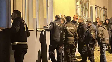 Çenesine silah dayayıp boşandığı eşinin gelmesini istedi