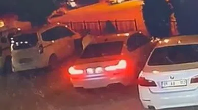 Pusu kurularak öldürülen 3 çocuk babasının cinayet anı kamerada