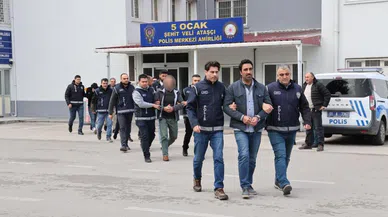 Kaçak göçmenlere VIP taşımacılık yapan şebeke çökertildi