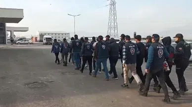 Depremzedelerin Kimlikleriyle Bahis Yapan 8 Kişi Yakalandı