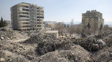 Ebrar Sitesi davasında karar: 1480 kişinin öldüğü sitede sorumlulara 18 yıl 8 ay hapis cezası